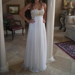 Sherri Hill prom dress